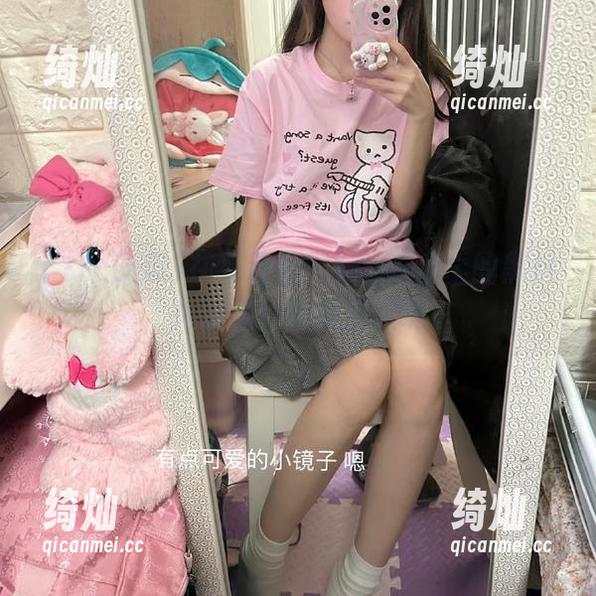 17c吃瓜 在线目击!17c吃瓜上的黑料,真是魔幻现实主义啊~