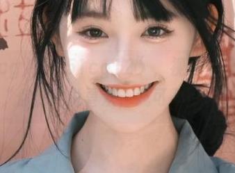 在“51cg12”，视频上演真人版“你对我说喜欢，我可不可以？”