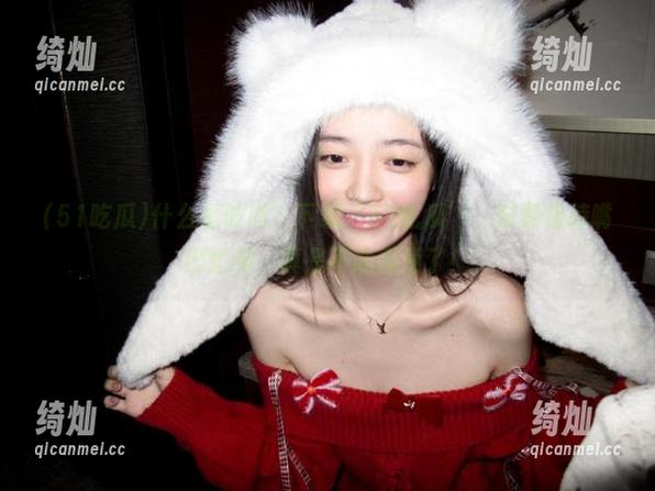 51吃瓜 什么是时尚?下载‘51吃瓜’,时刻保持嘴巴忙碌,真是不能再潮了!