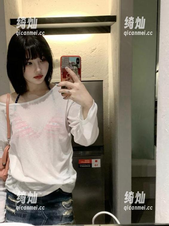 91吃瓜中心 在91吃瓜中心,永久打造你的‘瓜友’一族,没事开个黑!