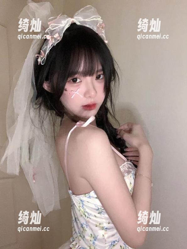 五一吃瓜官网发布真实趣闻，看瓜的同时收获那些逗趣瞬间！