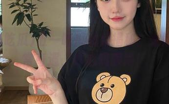 五一吃瓜视频揭秘：娜娜的日常奇遇，真心佩服她！