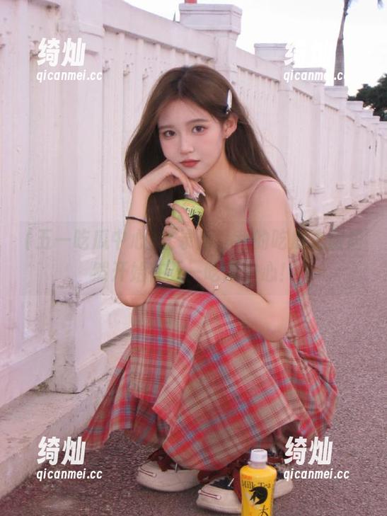 五一吃瓜中心 登录后,我的吃瓜之旅居然开始在五一吃瓜中心!