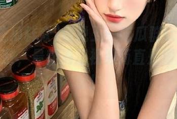 话说五一吃瓜群众的分享真是无敌，最新消息视频简直是潮流风向标！