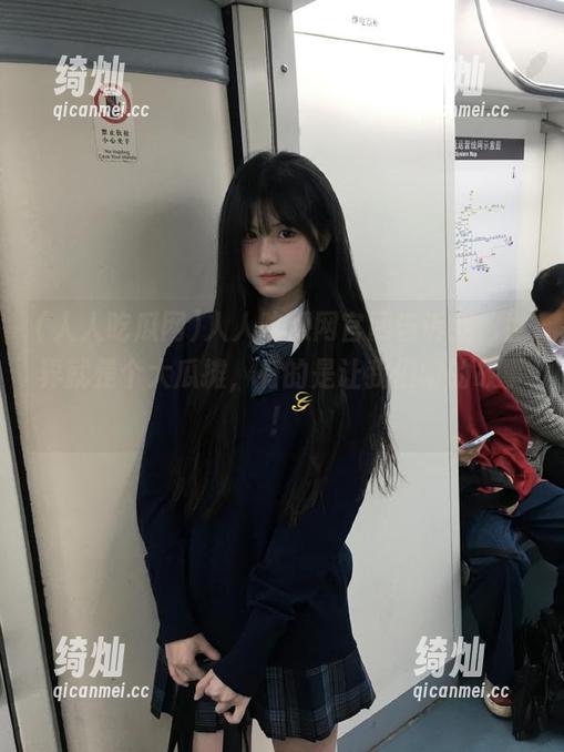 人人吃瓜网 人人吃瓜网官网告诉我,世界就是个大瓜摊,有的是让我们啃的故事!