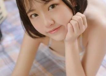清晨拿着吃瓜网苹果版，朝阳卸下伪装的那些明星们，太戏剧化了吧！
