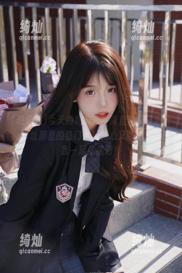 今天的吃瓜网，简直是瓜田遍地。网址那里的热门大瓜扎心又带感，快跟我一起品品吧！
