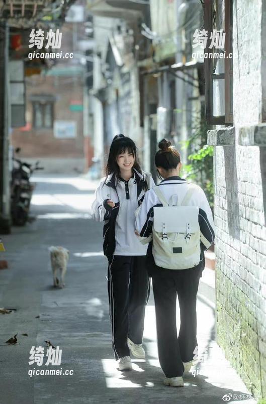 吃瓜网 吃瓜网苹果版崩溃了?原来是页面在迷路!