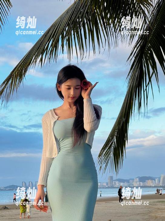 黑哥扒料 黑哥扒料官网:瓜子已经准备好,开始狂吃啦!