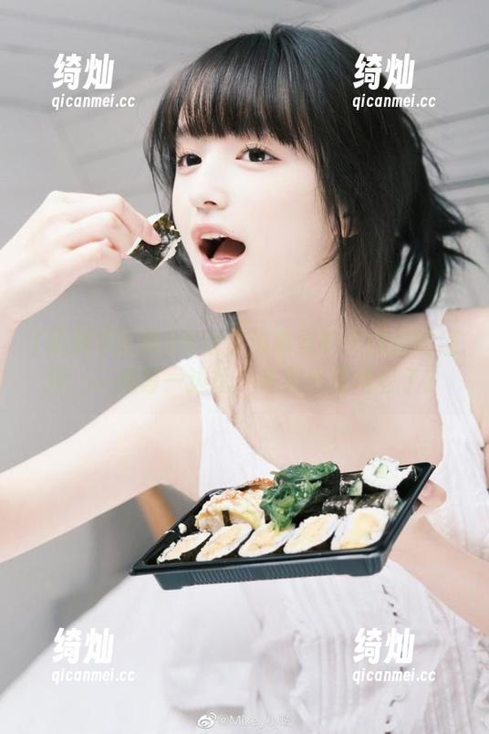黑料不打烊 卡在这边等黑料不打烊的链接,一边等一边想:等到天荒地老了?