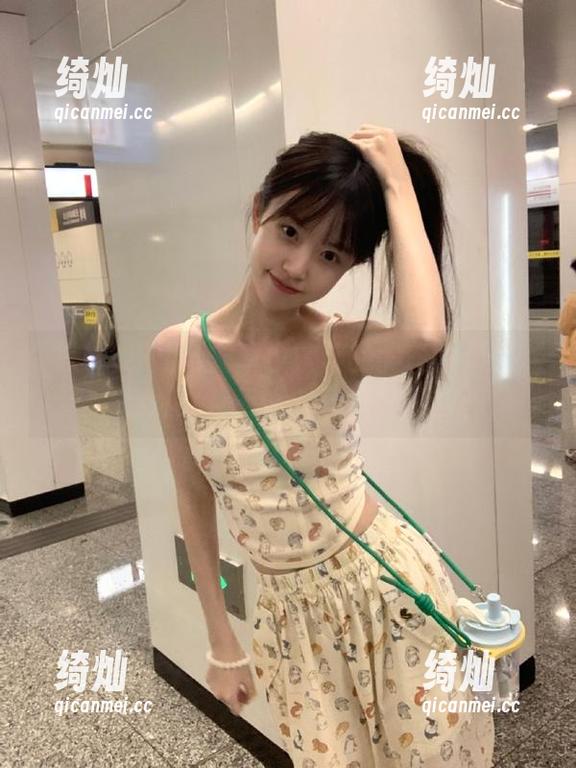 黑料视频网 安卓小伙伴的黑料视频网:看我如何一边吃瓜一边抓马!
