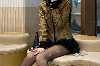 “黑瓜吃料”网站：带你玩转吃瓜，从此人生不再寂寞。